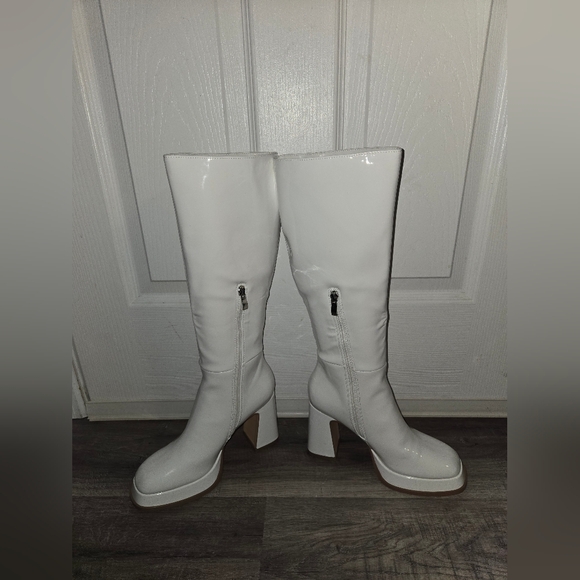 White Platform Heel Go go Boots, Women's Size 6, Faux Leather, New - Picture 5 of 13